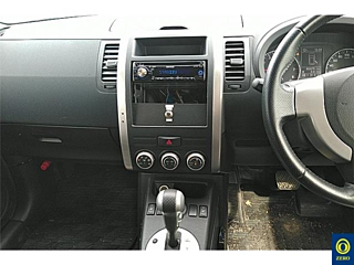 NISSAN X-TRAIL 2013