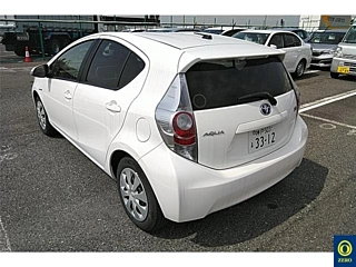 TOYOTA AQUA 2014