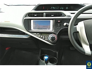 TOYOTA AQUA 2014