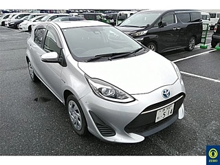 TOYOTA AQUA 2018