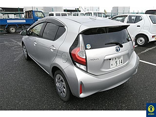 TOYOTA AQUA 2018