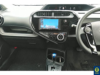 TOYOTA AQUA 2018