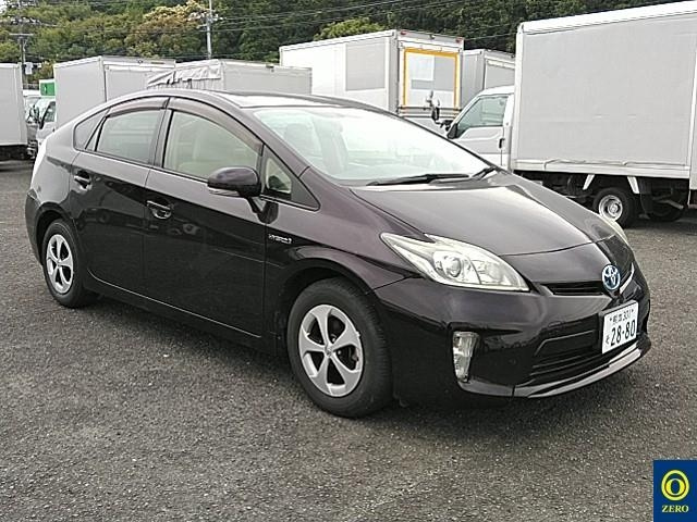 TOYOTA PRIUS 2014