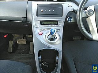 TOYOTA PRIUS 2013