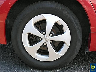 TOYOTA PRIUS 2013