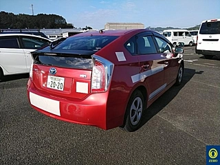 TOYOTA PRIUS 2013