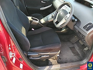 TOYOTA PRIUS 2013