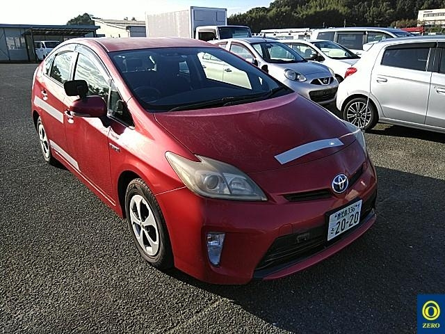 TOYOTA PRIUS 2013