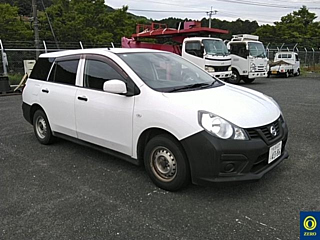 NISSAN AD 2020