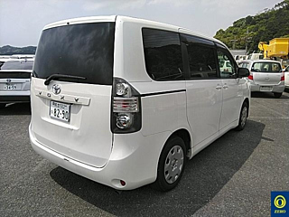 TOYOTA VOXY 2008