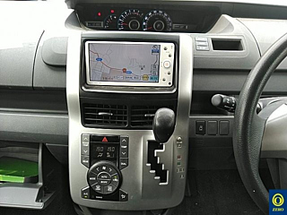 TOYOTA VOXY 2008