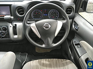 NISSAN CARAVAN 2015