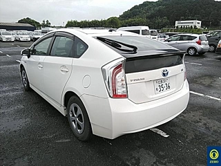 TOYOTA PRIUS 2014