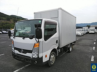 NISSAN ATLAS 2017