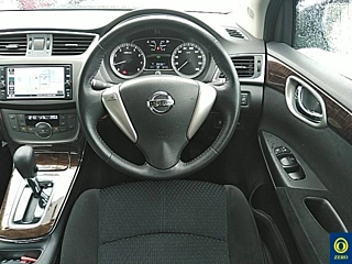 NISSAN SYLPHY 2020