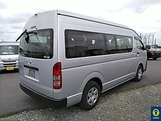 TOYOTA HIACE 2017