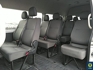 TOYOTA HIACE 2017