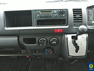 TOYOTA HIACE 2016
