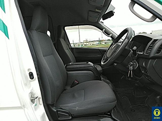 TOYOTA HIACE 2016