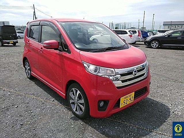NISSAN DAYZ 2015
