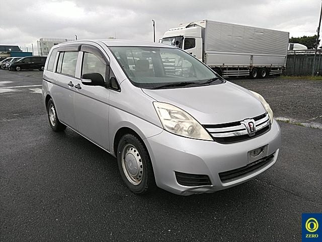 TOYOTA ISIS 2012
