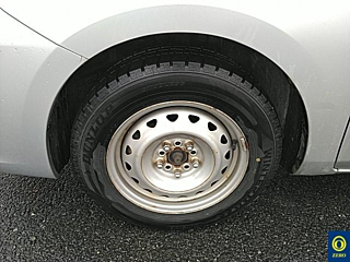 TOYOTA ISIS 2012