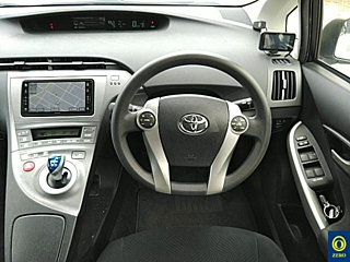 TOYOTA PRIUS 2012