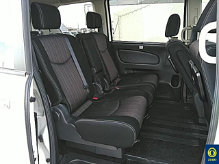 NISSAN SERENA 2016