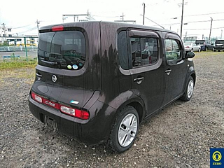 NISSAN CUBE 2010