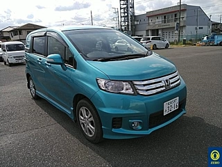 HONDA FREED 2012
