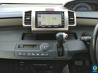 HONDA FREED 2012