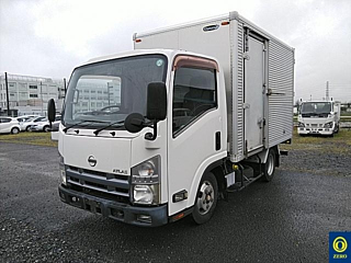 NISSAN ATLAS 2012