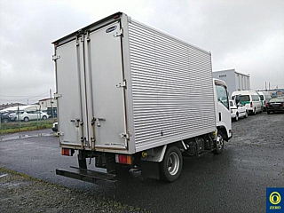 NISSAN ATLAS 2012