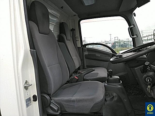 NISSAN ATLAS 2012