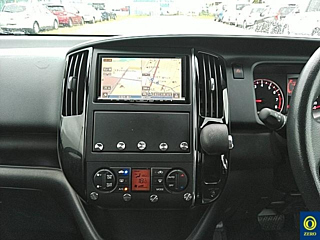 NISSAN SERENA 2009