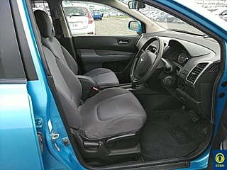 NISSAN WINGROAD 2013