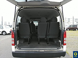 TOYOTA HIACE 2017