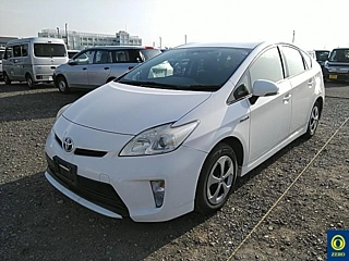 TOYOTA PRIUS 2014