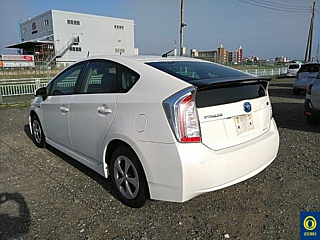 TOYOTA PRIUS 2014