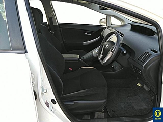 TOYOTA PRIUS 2014