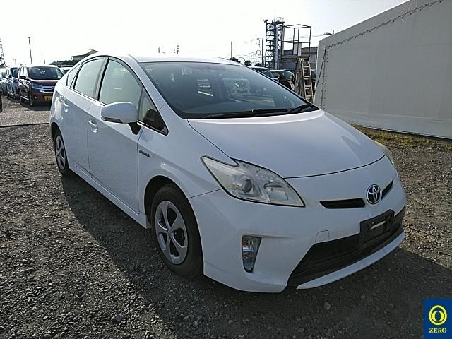 TOYOTA PRIUS 2014