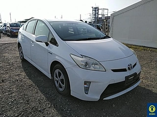 TOYOTA PRIUS 2014