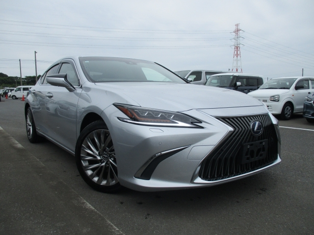 LEXUS ES 2021
