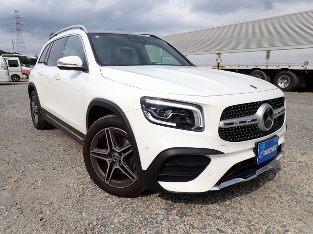 MERCEDES BENZ GLB