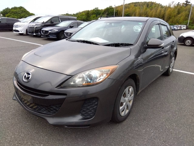 MAZDA AXELA