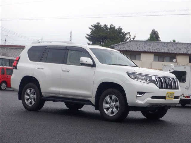 TOYOTA LAND CRUISER PRADO 2022