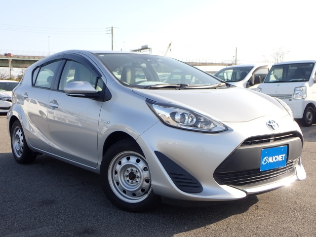 TOYOTA AQUA 2020