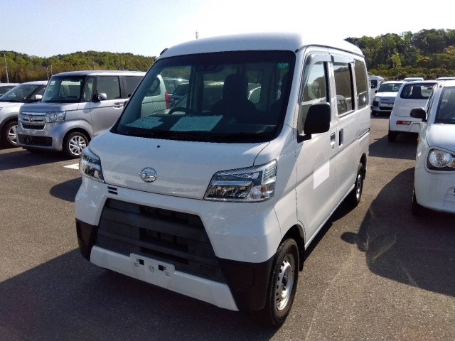 DAIHATSU HIJET VAN 2020