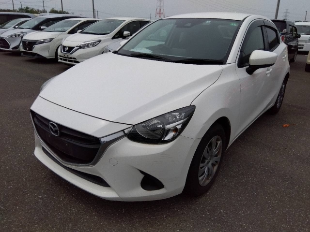 MAZDA DEMIO 2019