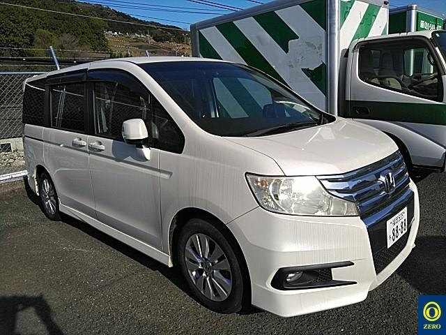 HONDA STEP WAGON 2010